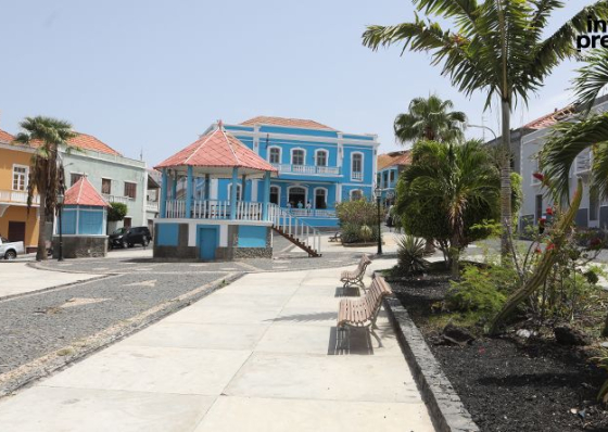 Autoridade Tribut&aacute;ria promove forma&ccedil;&atilde;o na Regi&atilde;o Fogo/Brava para refor&ccedil;o da literacia fiscal