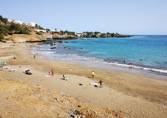 Covid-19. Praias de Quebra Canela e Prainha passam a ser frequentadas das 6 &agrave;s 10 e das 16 &agrave;s 18 hora