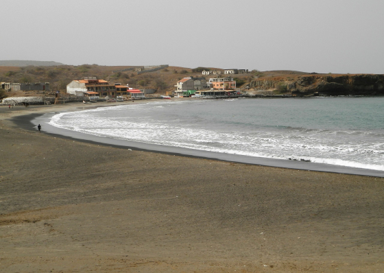 Terrenos de Praia Baixo. Todos contra todos