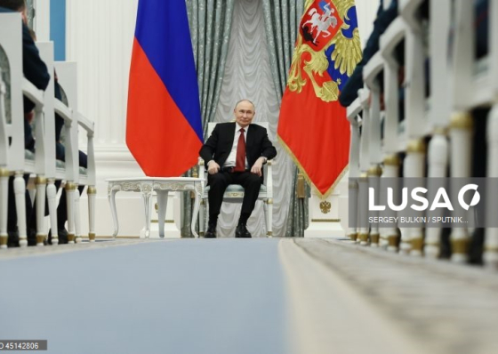 Putin dispon&iacute;vel para servir de mediador entre Israel e Ir&atilde;o
