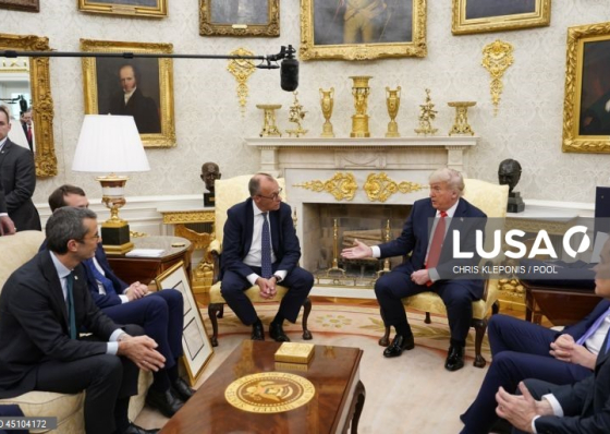Talvez seja melhor deixar Kiev e Moscovo &ldquo;lutar durante algum tempo&rdquo;
