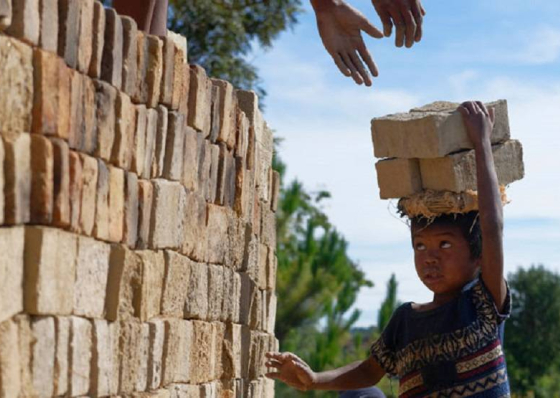 Trabalho infantil atinge 5.000 crian&ccedil;as em Cabo Verde. Mais de metade em condi&ccedil;&otilde;es perigosas, diz estudo