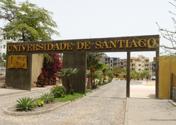 Universidade de Santiago aposta na diversifica&ccedil;&atilde;o da p&oacute;s-gradua&ccedil;&atilde;o e consolida&ccedil;&atilde;o das licenciaturas