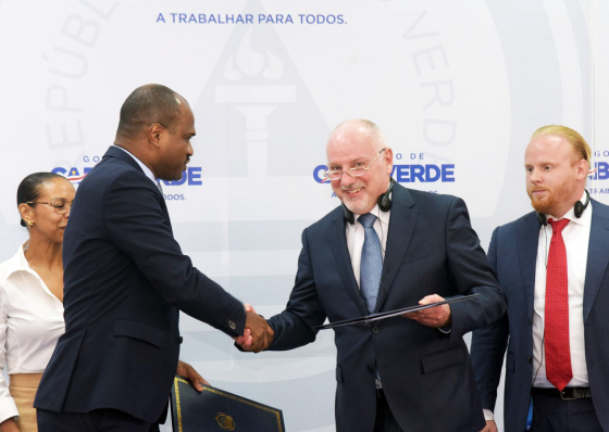 Cidad&atilde;os mobilizam-se para bloquear venda da CV Handling