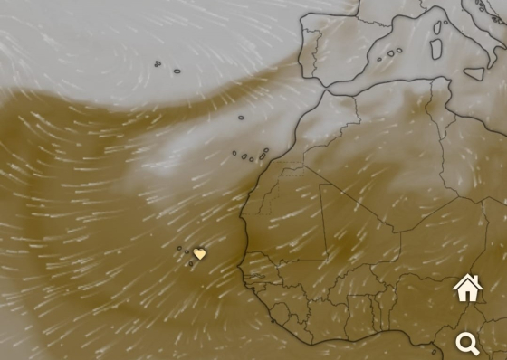 Cabo Verde em alerta devido &agrave; bruma seca e vento forte. Suspensas viagens entre Santiago, Fogo e Brava