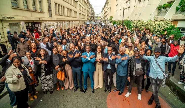 Francisco Carvalho em &ldquo;mar&eacute; alta&rdquo; na di&aacute;spora europeia