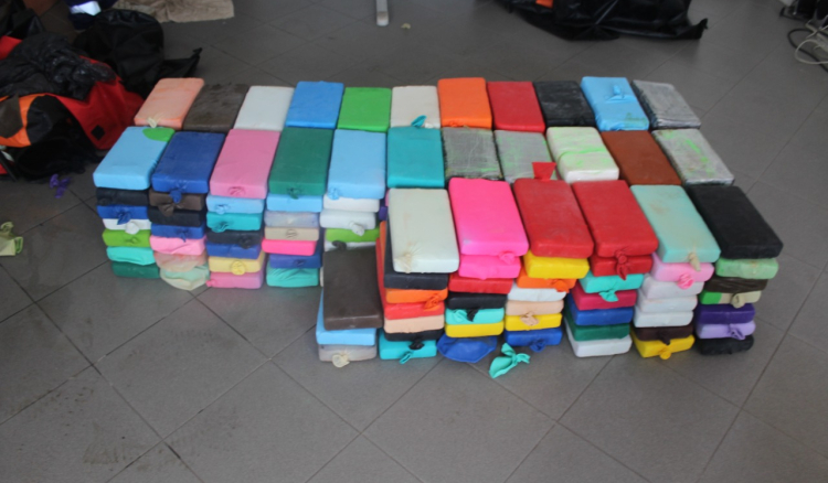 Tráfico de droga: PJ apreende 227 quilos de cocaína na Marina do Mindelo