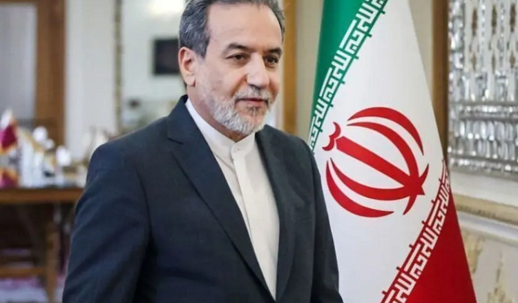 Ministro iraniano acusa Trump de minar paz oferecida aos países do Golfo