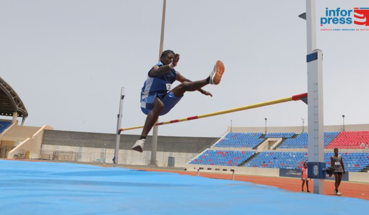 Atletismo/Santiago Sul: Campeonato regional arranca com 70 atletas e forte presen&ccedil;a juvenil