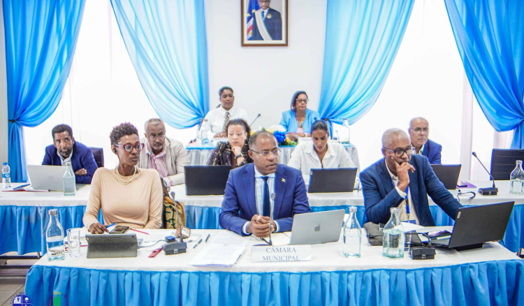 Praia: AM aprova cinco das seis propostas apresentadas pela Câmara