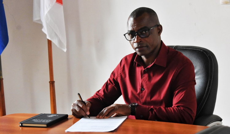 Brava: Isolamento da ilha aumenta o custo de vida e trava desenvolvimento