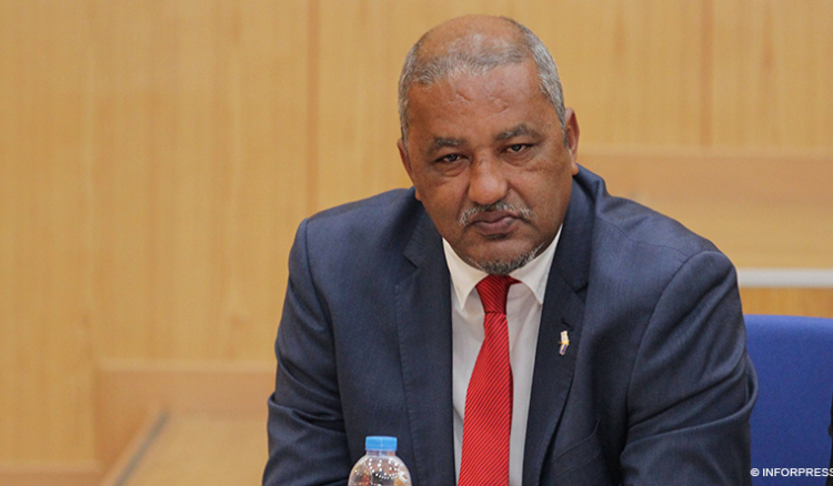 Covid-19. Ministro garante avanço “com maior intensidade” da vacinação nas ilhas do Sal e da Boa Vista