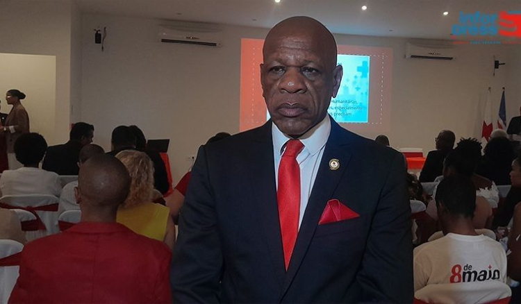 Arlindo Carvalho. "O maior sucesso do ultimo mandato foi, sem d&uacute;vida, o refor&ccedil;o da sustentabilidade financeira da Cruz Vermelha"