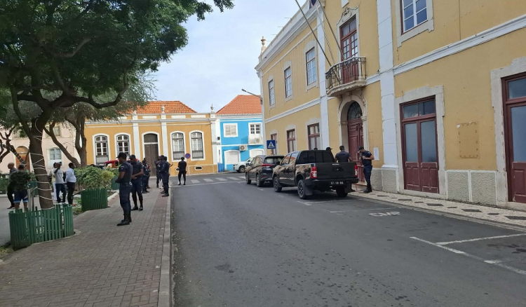 PAICV manifesta solidariedade a Francisco Carvalho