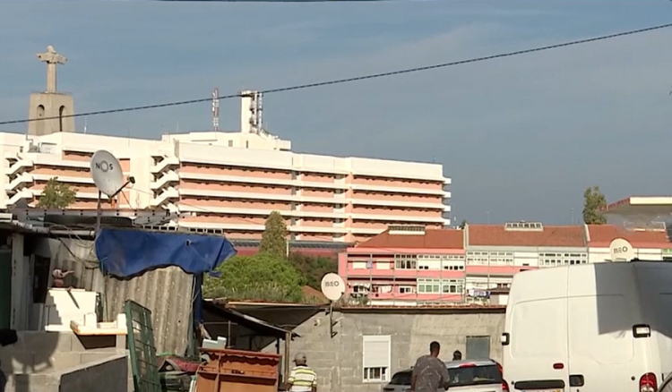 Almada/Portugal: Imigrantes cabo-verdianos temem demolições nos bairros da Penajóia e Raposo