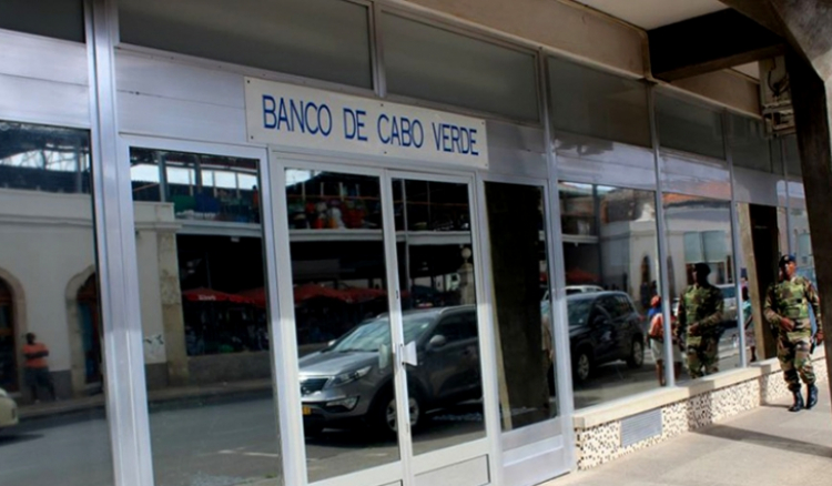 BCV aprova participação da sociedade do Bahrein no capital do Banco Internacional de Cabo Verde