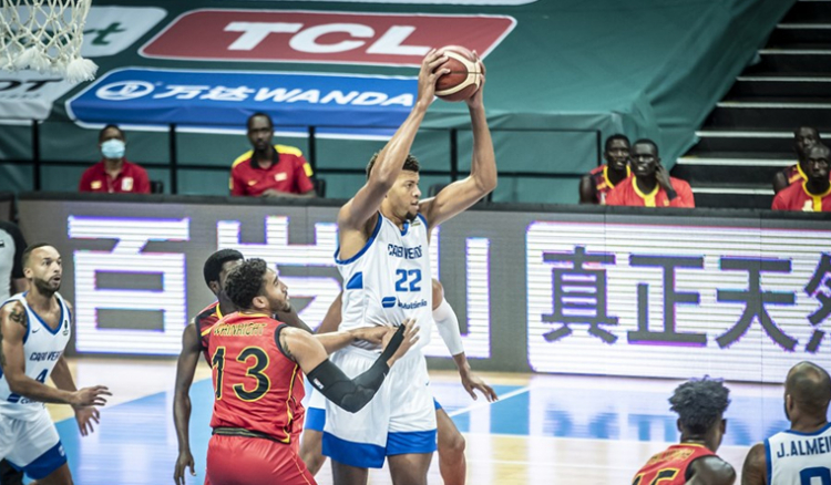 Afrobasket2021: Cabo Verde vence Uganda (79-71) e vai às meias-finais com a Tunísia