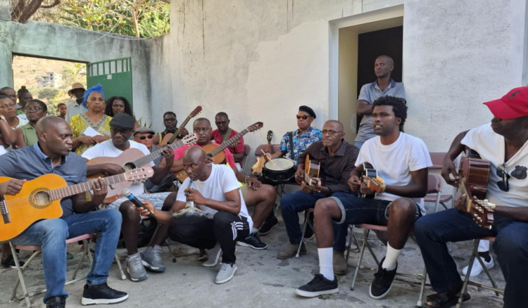 Antigos pupilos homenageiam músico e compositor Anu Nobu