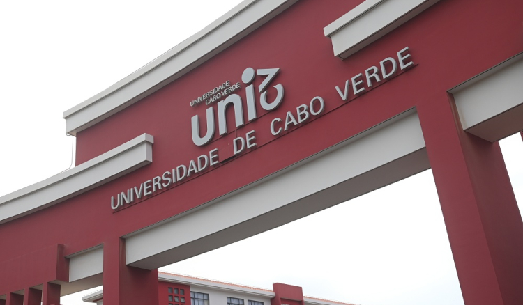 Para eleger novo reitor, Uni-CV vai a votos em 28 de janeiro