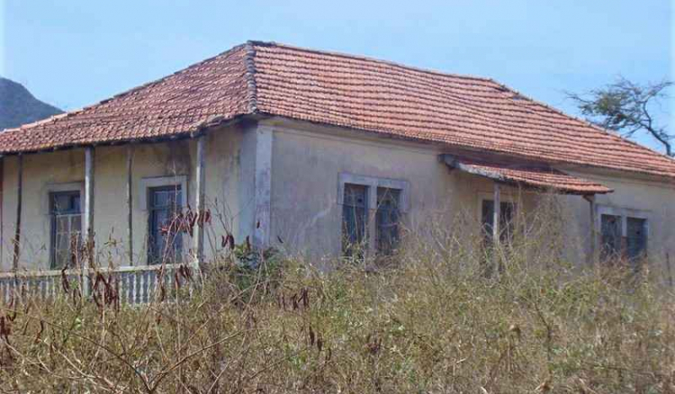 Casa onde Amílcar Cabral viveu em Cabo Verde degrada-se e ainda espera por museu