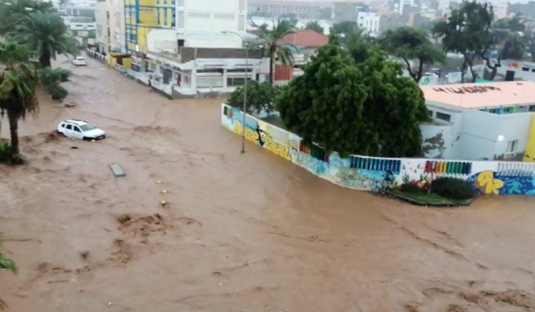 Chuvas de passado setembro levam Governo a declarar situação de contingência em São Vicente