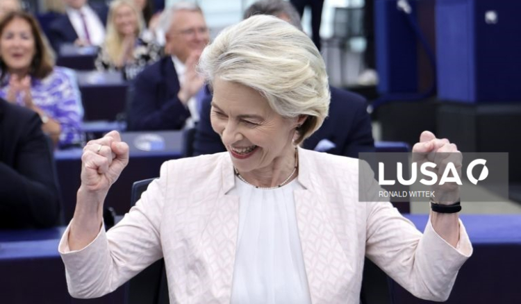 Von der Leyen reeleita presidente da Comissão Europeia por mais cinco anos