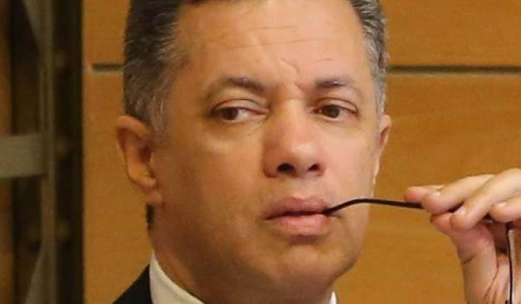 AMADEU OLIVEIRA, UM TRUNFO NAS MÃOS DO PR?