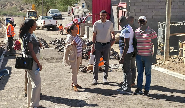 PAICV: Faltam resultados dos investimentos públicos em Santiago Sul