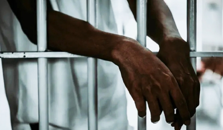 Sal: Assaltantes de loja chinesa de Espargos em pris&atilde;o preventiva