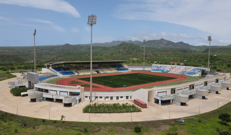 Governo propõe mudar nome do estádio nacional para “Estádio Pelé”   