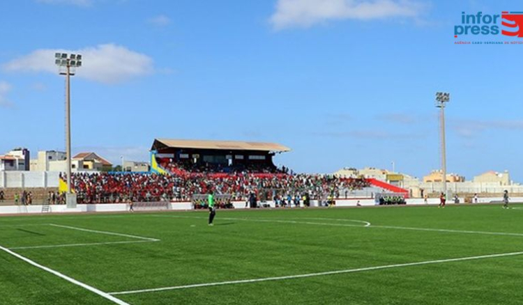 Futebol/Taça Independência 2025: Competição arranca terça-feira no Sal com jogos do Grupo A