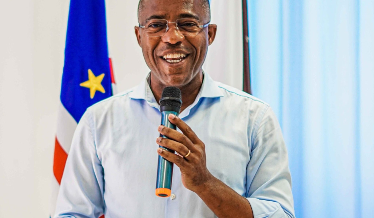 Presidente do PAICV quer “resgatar” Cabo Verde nas legislativas de 2026