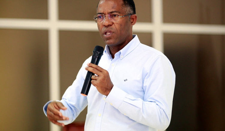 Manobras de bastidores querem impedir líder do PAICV de ser candidato