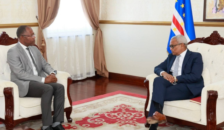 PAICV quer elei&ccedil;&otilde;es em abril para Governo ter &ldquo;menos chance de estragar o pa&iacute;s&rdquo;