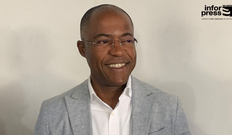 Portugal: Líder do PAICV diz que cabo-verdianos na diáspora estão sedentos de mudança
