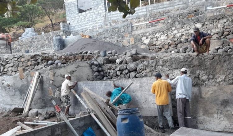 C&acirc;mara do Porto Novo abre frentes de trabalho para obstar &agrave; morosidade do Governo