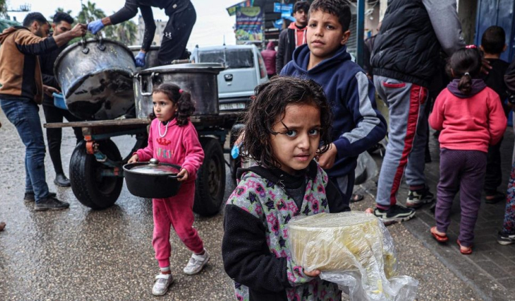 OMS alerta para níveis alarmantes da subnutrição na Faixa de Gaza
