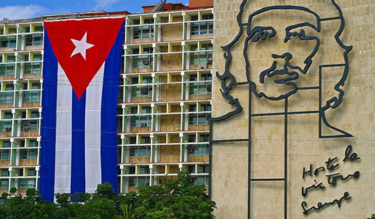 Trump amea&ccedil;a &ldquo;tomar posse&rdquo; de Cuba