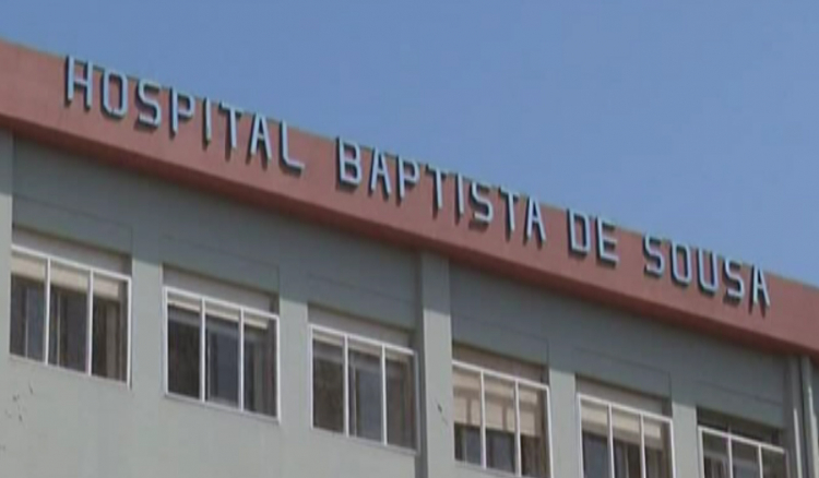 Hospital Baptista de Sousa acusado de negligência na morte de um jovem de 25 anos vítima de covid-19