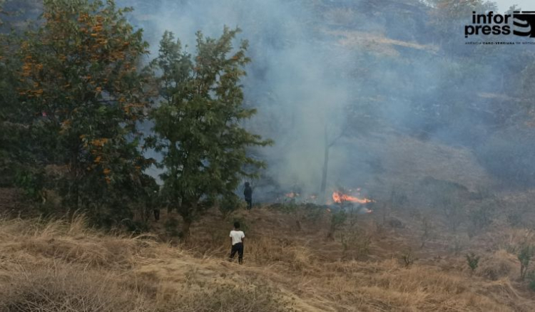 Santa Catarina do Fogo: Incêndio dado por controlado – autoridades permanecem em alerta