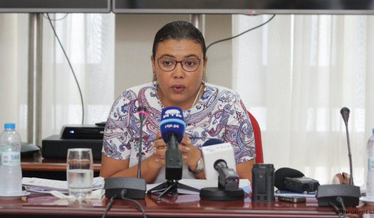 Ministra da Justiça promete processo disciplinar ao presidente da Associação dos Guardas Prisionais