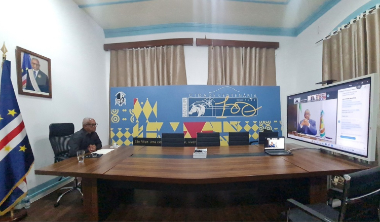 José Maria Neves vai mediar crise política na Guiné-Bissau