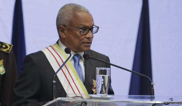 É tempo de Cabo Verde fazer “profundas mudanças” e cumprir Constituição - José Maria Neves