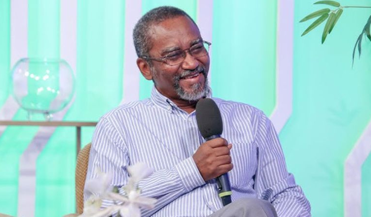 Investigador da língua cabo-verdiana defende urgência na oficialização da língua crioula