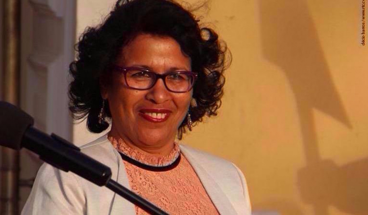 Maritza Rosabal suspende salário a 390 professores "fantasmas"