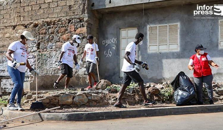 Cruz Vermelha de Cabo Verde lança megacampanha de sensibilização e limpeza contra a dengue