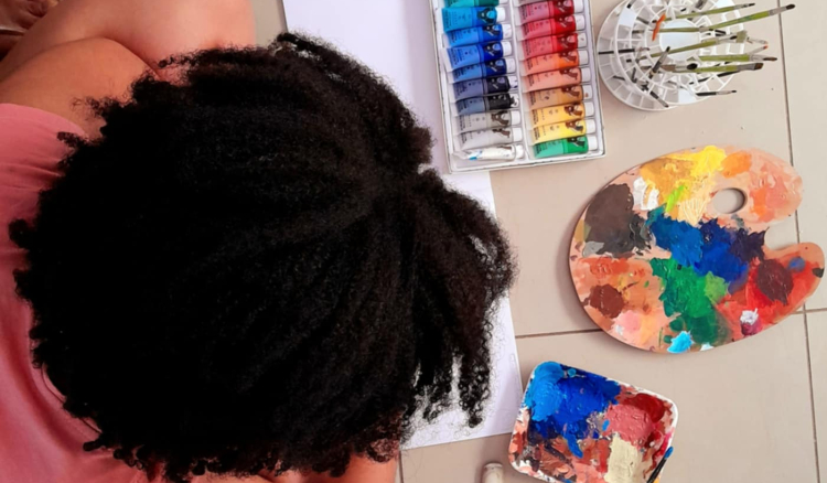 Bichos de Cabo Verde', a primeira exposição da artista-mirim Anaïs