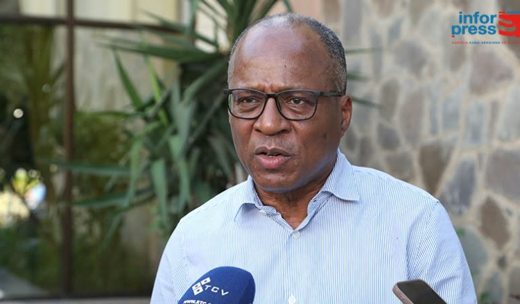 Em vésperas de eleições, juventude está na mira do Governo