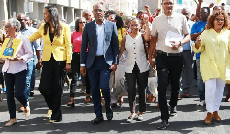 Francisco Carvalho: &ldquo;&Eacute; hora de renovar a esperan&ccedil;a dos cabo-verdianos&rdquo;