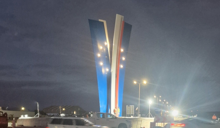 Monumento &agrave; liberdade e democracia &eacute; inaugurado esta ter&ccedil;a-feira